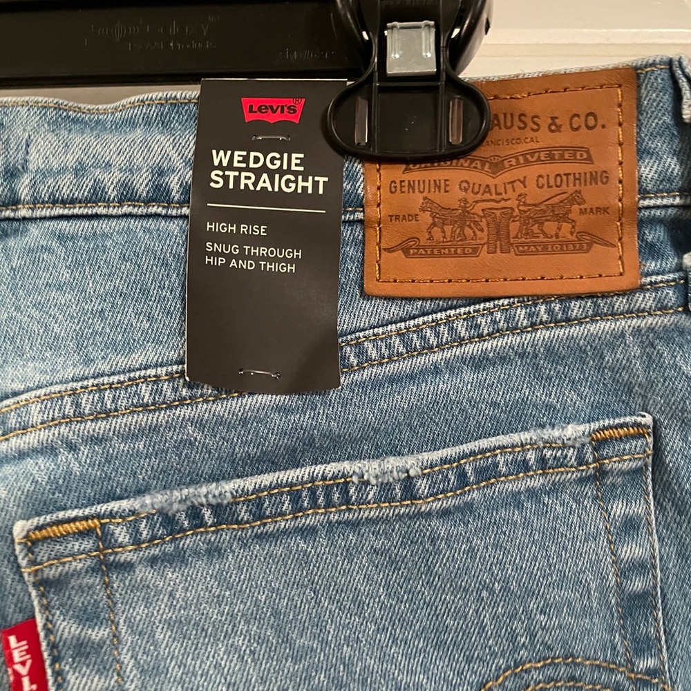 Levi’s Wedgie jeans - Picture 6 of 6